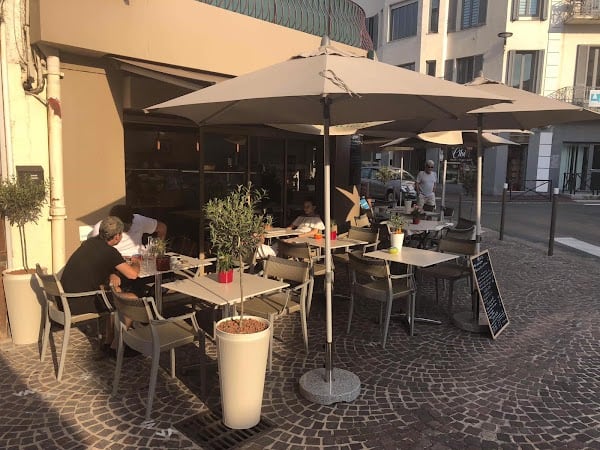 Restaurant Salé/Sucré à Antibes, France