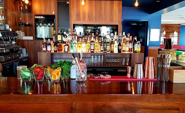 Restaurant SÀRTI à Six-Fours-les-Plages, France