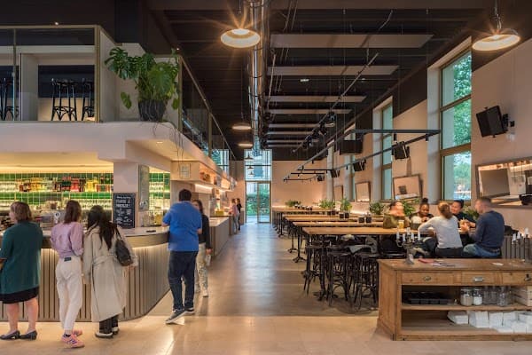 Restaurant Sept Lieux à Versailles, France