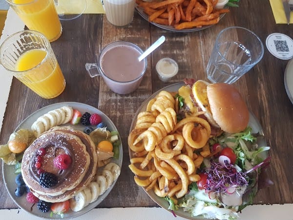 Restaurant Sista Place à Les Pavillons-sous-Bois, France