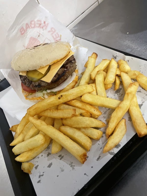 Restaurant Snack Mezze à Frameries, Belgique