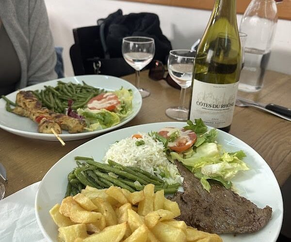 Restaurant Sous la Canopée à Saint-Denis, France