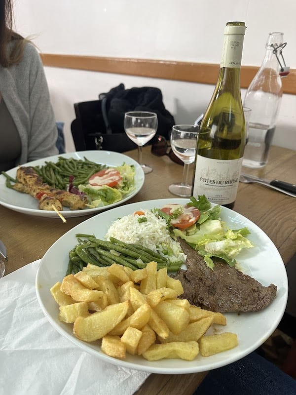 Restaurant Sous la Canopée à Saint-Denis, France