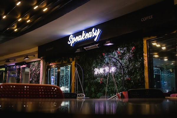 Restaurant Speakeasy Coffee à Bondy, France