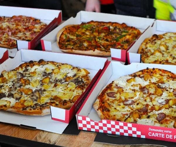 Restaurant Speedy PIZZ & Co Vendôme – Pizzas, Burgers, Pokés à Vendôme, France