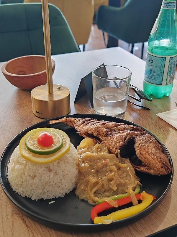 Restaurant Taanneef Resto à Carrières-sous-Poissy, France