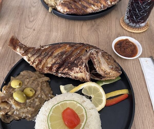 Restaurant Taanneef Resto à Carrières-sous-Poissy, France