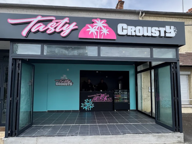 Restaurant TASTY CROUSTY MELUN à Melun, France