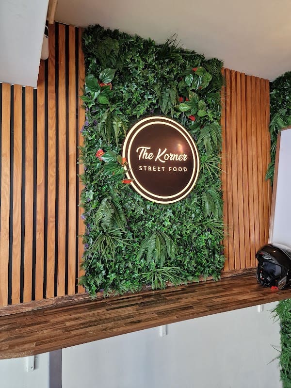 Restaurant The Korner à Vitry-sur-Seine, France