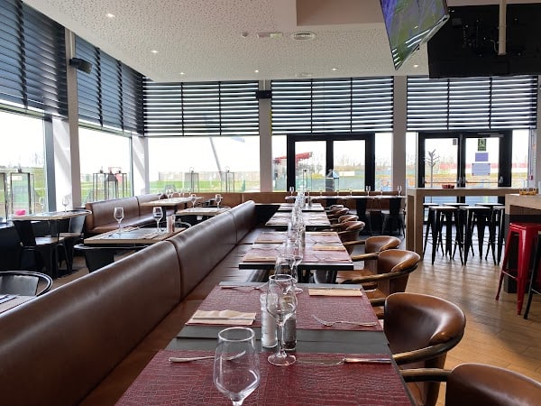 Restaurant The Red’s Sports Bar & Grill à Tubize, Belgique