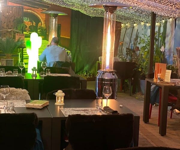 The Saloon Restaurant à Jemeppe-sur-Sambre, Belgique