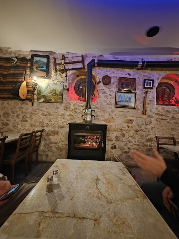 Restaurant Tonton Grill à Melun, France