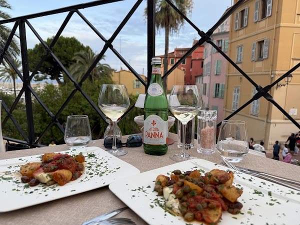 Tony Restaurant à Menton, France