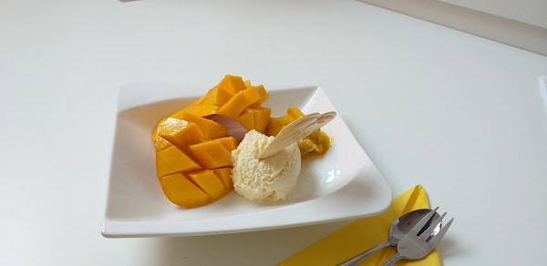 Restaurant Tower Food à Poissy, France