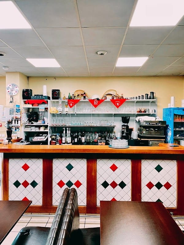 Restaurant Trinquet Urrupean à Garindein, France