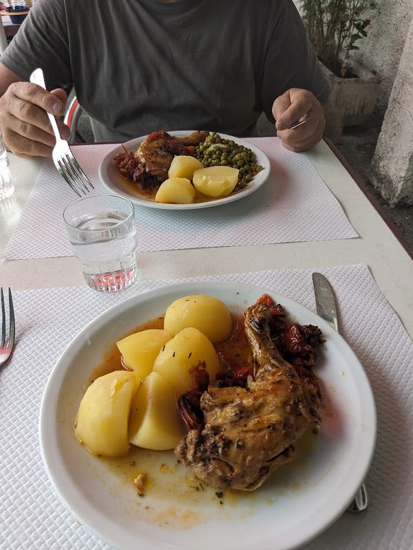 Restaurant Trinquet Urrupean à Garindein, France