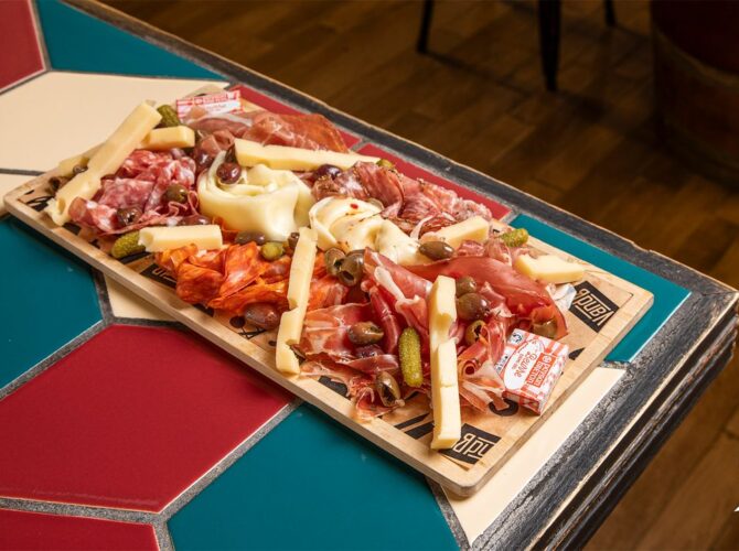 Restaurant V and B Colomiers à Colomiers, France