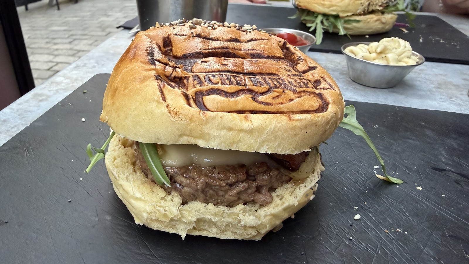 Restaurant Vache Burger à Nancy, France — photo 3