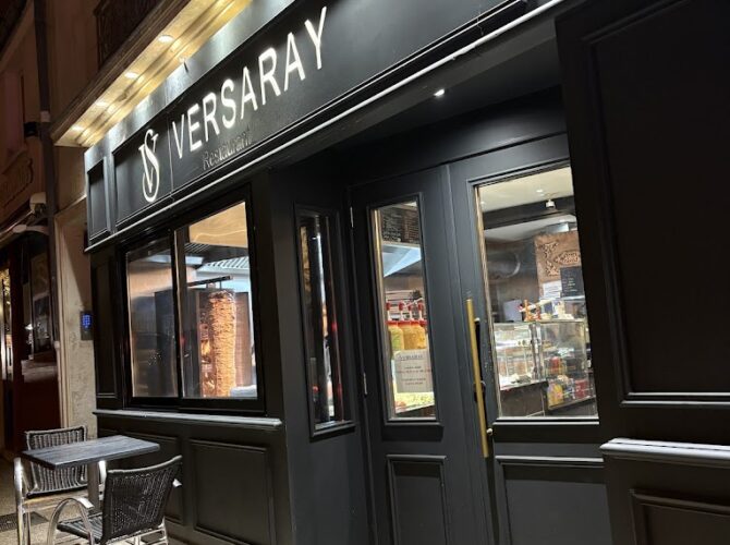 Versaray restaurant à Versailles, France