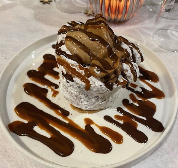 Restaurant Village igloo Ardenne à Charleville-Mézières, France