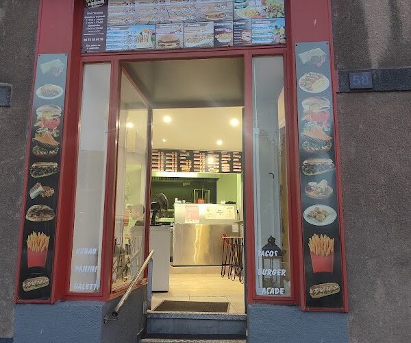 Restaurant volvic Kebab à Volvic, France