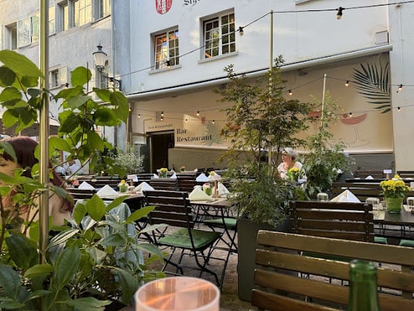 Zum Königstuhl – Schweizer Restaurant in Zürich Niederdorf à Zurich, Suisse