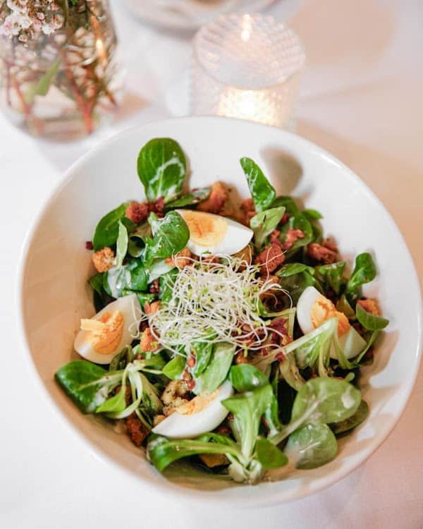 Zum Königstuhl – Schweizer Restaurant in Zürich Niederdorf à Zurich, Suisse