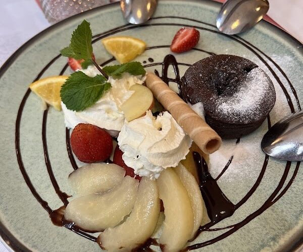 Zum Königstuhl – Schweizer Restaurant in Zürich Niederdorf à Zurich, Suisse