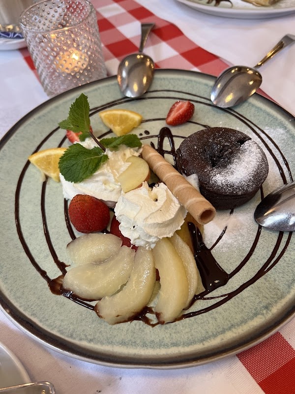 Zum Königstuhl – Schweizer Restaurant in Zürich Niederdorf à Zurich, Suisse