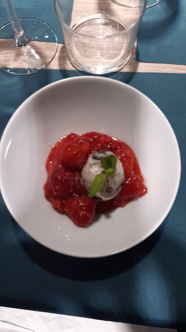 Restaurant 25 côté cour à Saint-Étienne, France