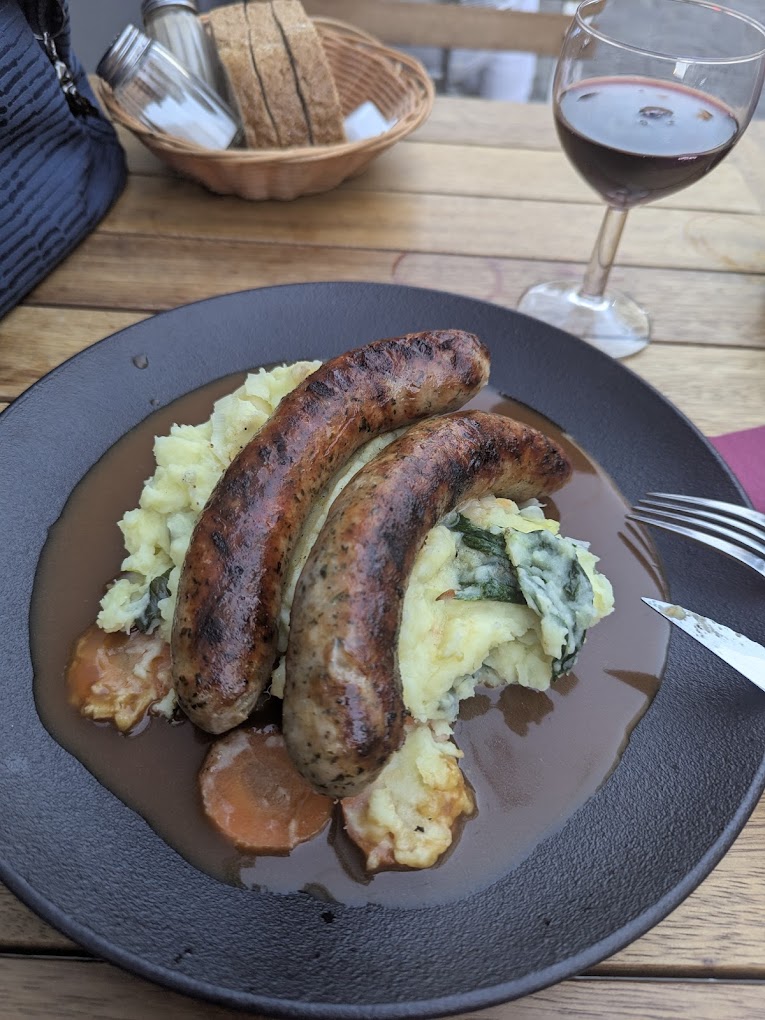 Restaurant 9 et Voisins à Bruxelles, Belgique — photo 2