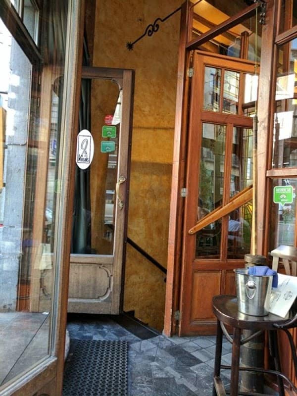 Restaurant 9 et Voisins à Bruxelles, Belgique