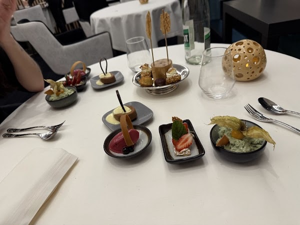 Restaurant A La Table des Lys à Saint-Étienne, France