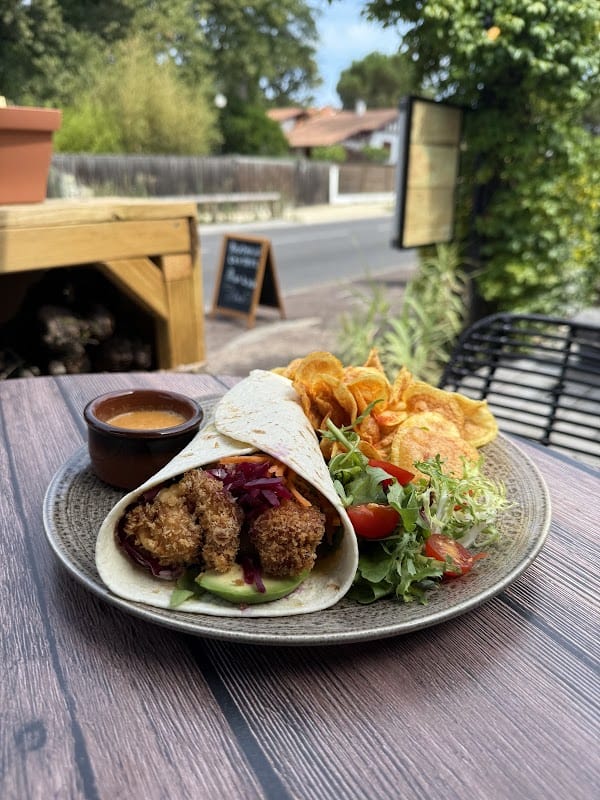 Restaurant A La Vigne à Lège-Cap-Ferret, France