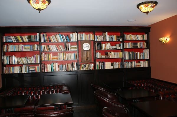 Restaurant Ad Hoc Cafe à Amiens, France