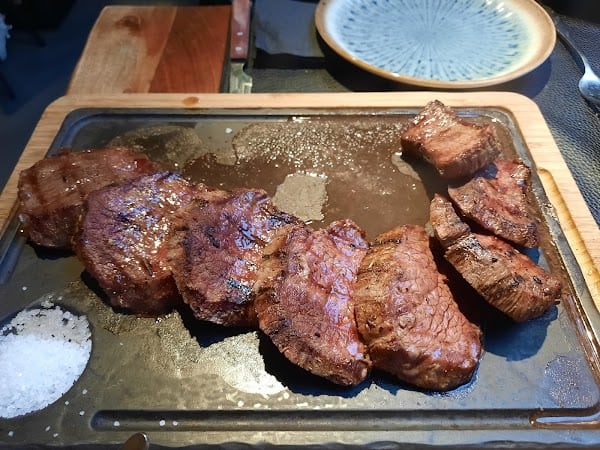 Restaurant Ad Os Grill à Grimbergen, Belgique