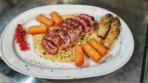Restaurant Au Bon Accueil / Domina Toni à Morlanwelz, Belgique