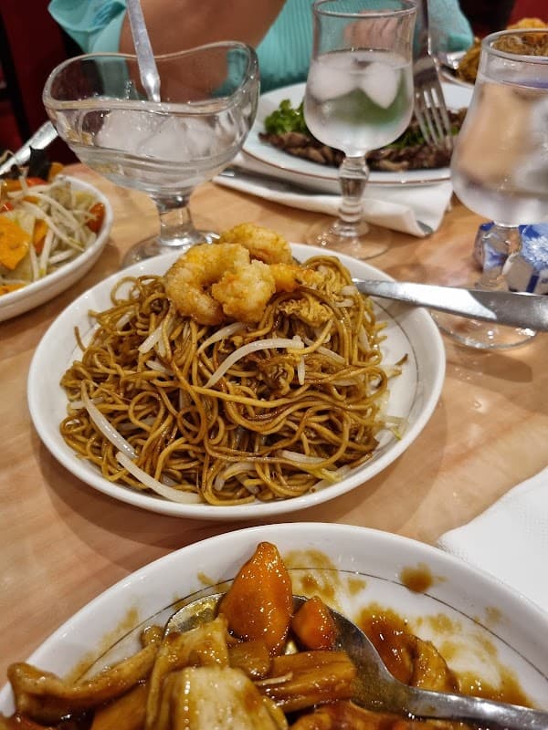 Restaurant Au Bon Royal à Drancy, France