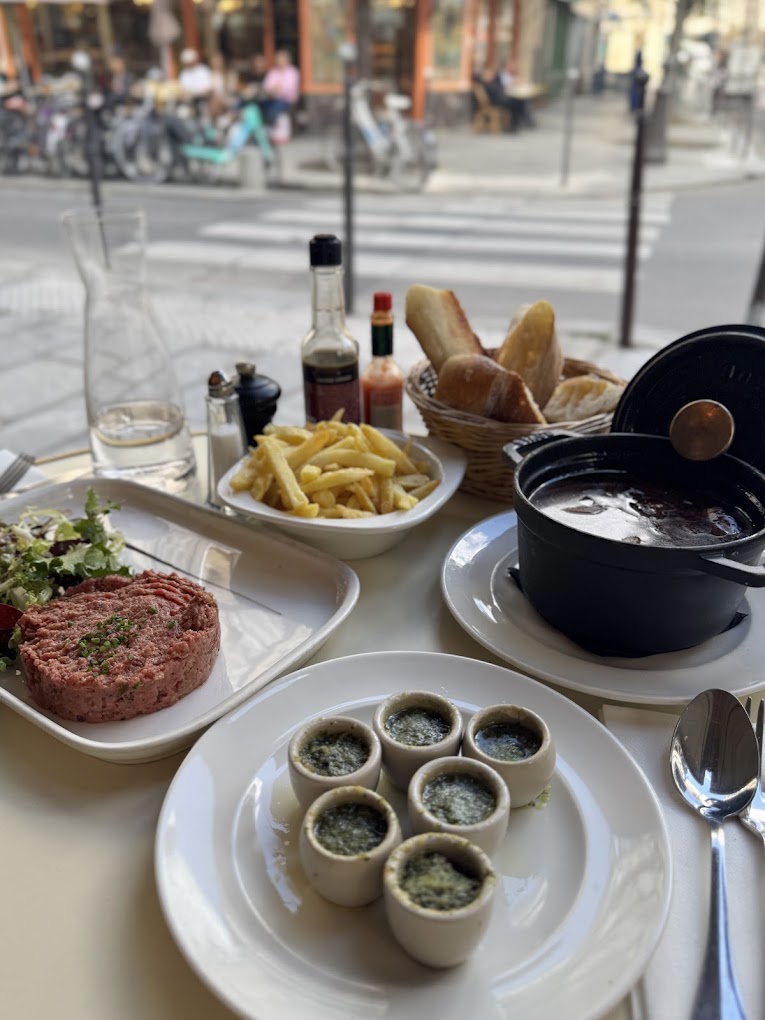 Restaurant Au Bourguignon du Marais à Paris, France