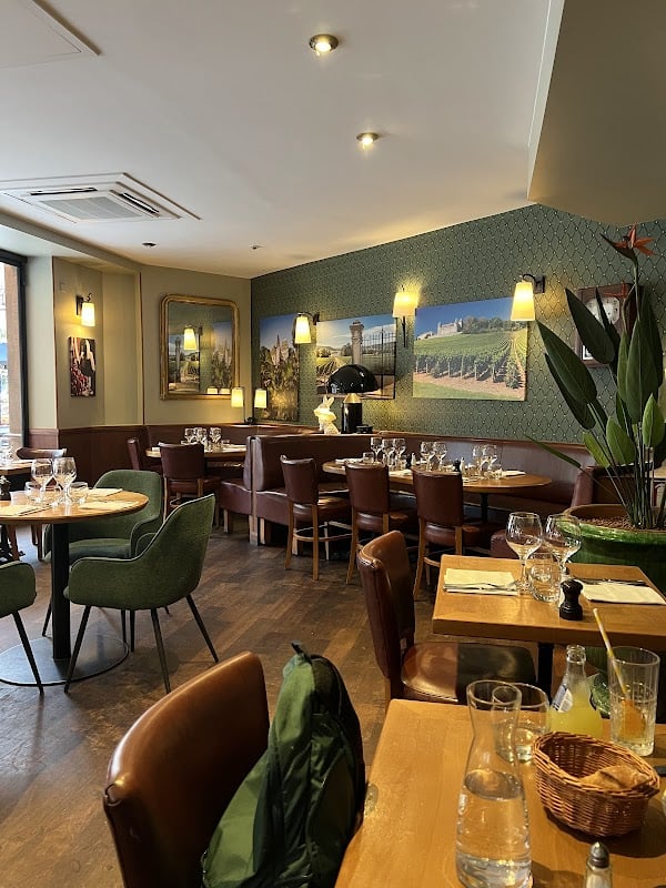 Restaurant Au Bourguignon du Marais à Paris, France