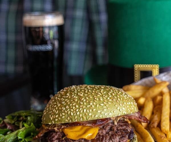 Restaurant Au Bureau – Pub et Brasserie à Martigues, France