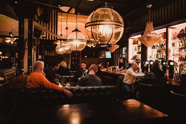 Restaurant Au Bureau – Pub et Brasserie à Cabriès, France