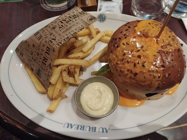 Restaurant Au Bureau – Pub et Brasserie à Gazeran, France