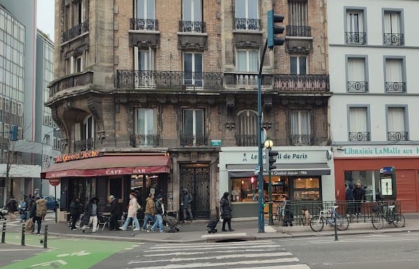 Restaurant Au Général Hoche à Pantin, France