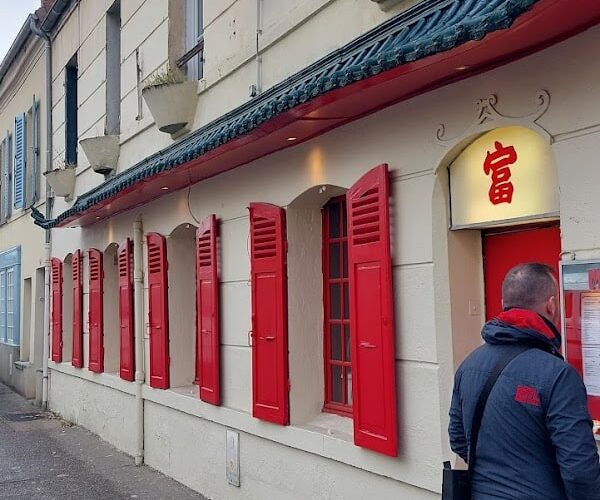 Restaurant Au Lagon de Chine à Rambouillet, France