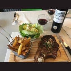 Restaurant Au Tout Va Bien à Bègles, France