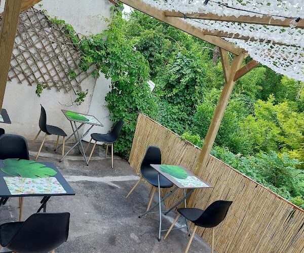 Restaurant Au-Wok-kreol à Jonzac, France