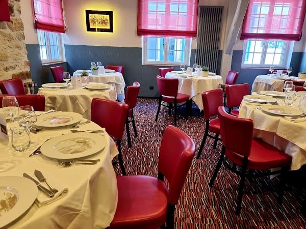 Restaurant Auberge du Cygne de la Croix à Nogent-sur-Seine, France