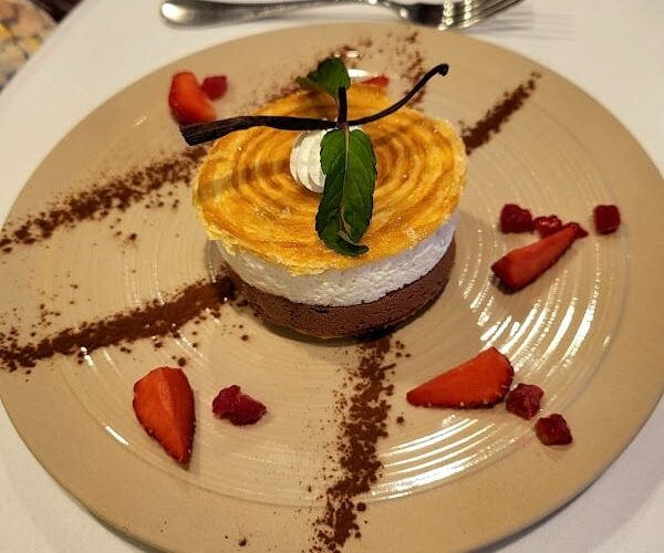 Restaurant Auberge du Cygne de la Croix à Nogent-sur-Seine, France