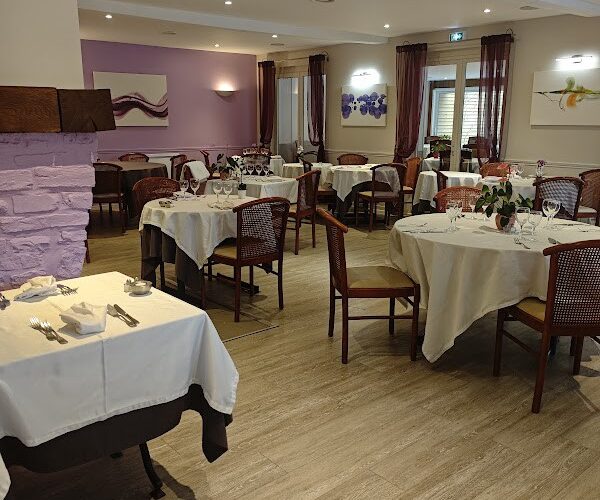 Restaurant Auberge du Louvetier à Rambouillet, France